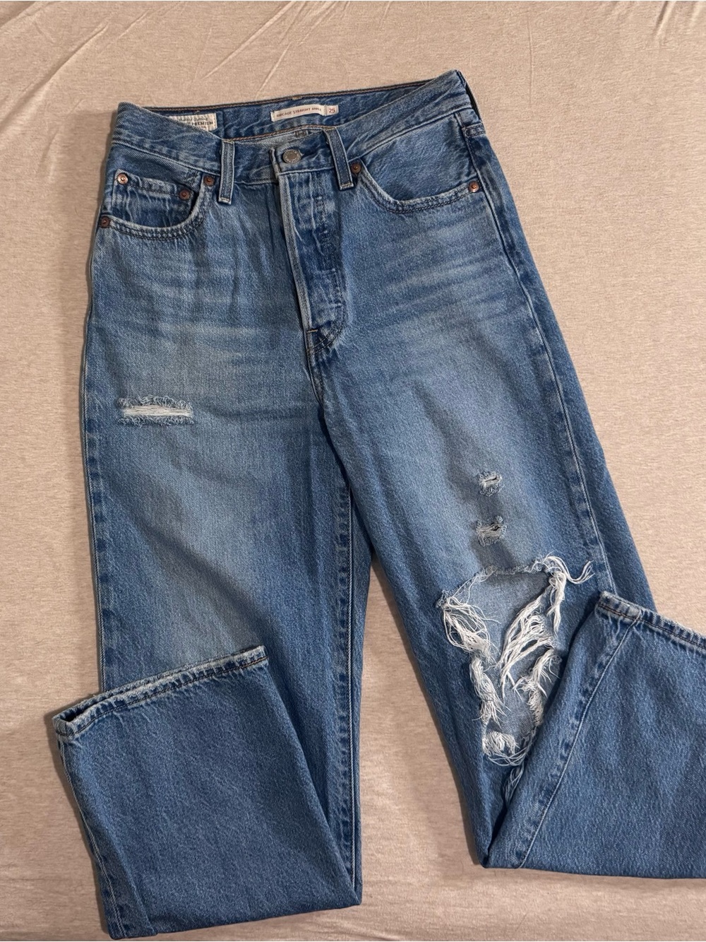 Levi's Straight Leg Distressed Jeans